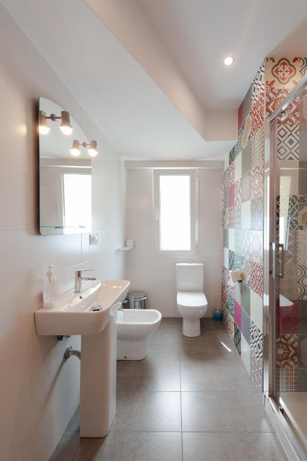 Hostal Manjon Burgos Bagian luar foto